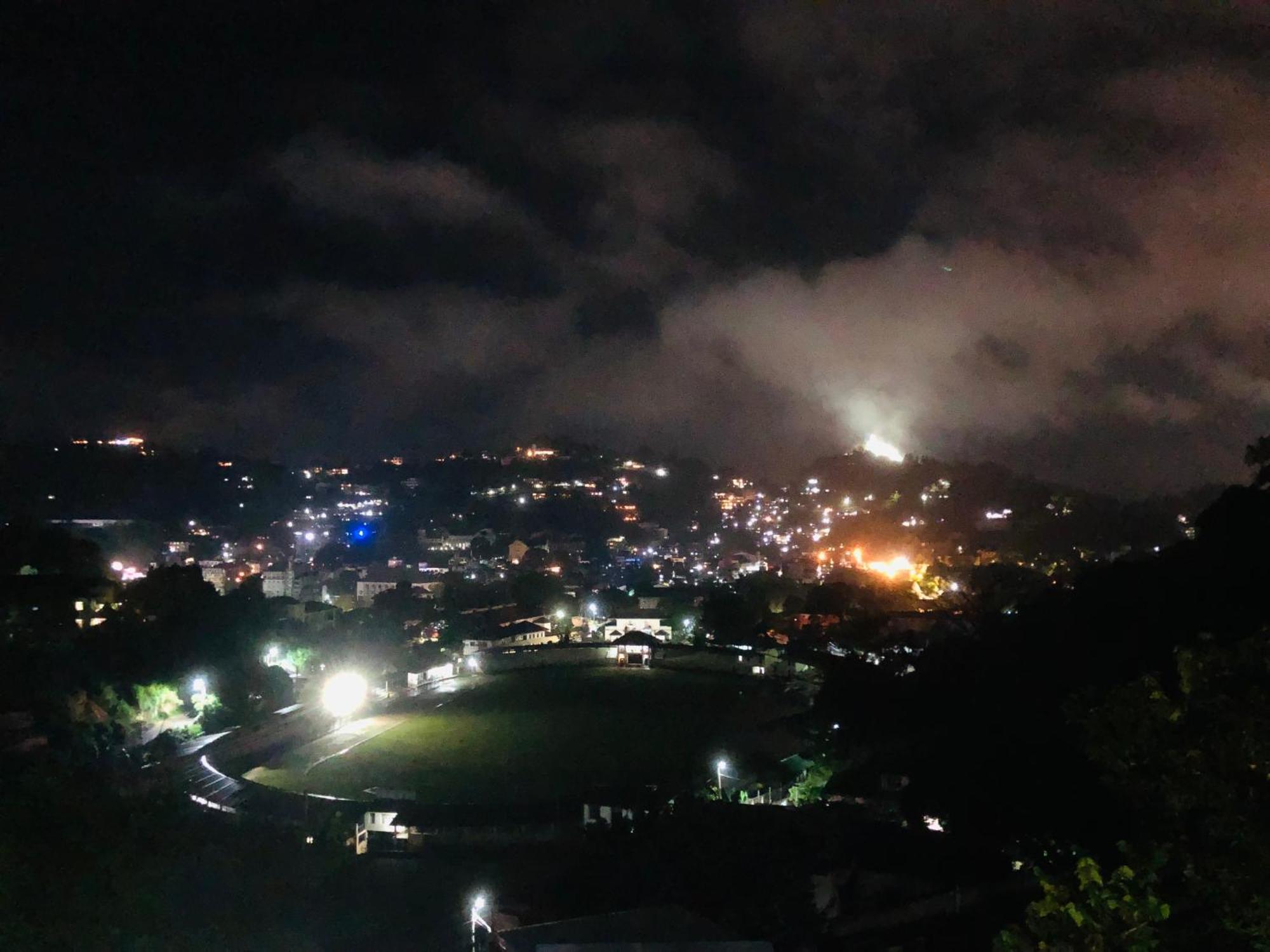 The Ten Stay Kandy Bagian luar foto