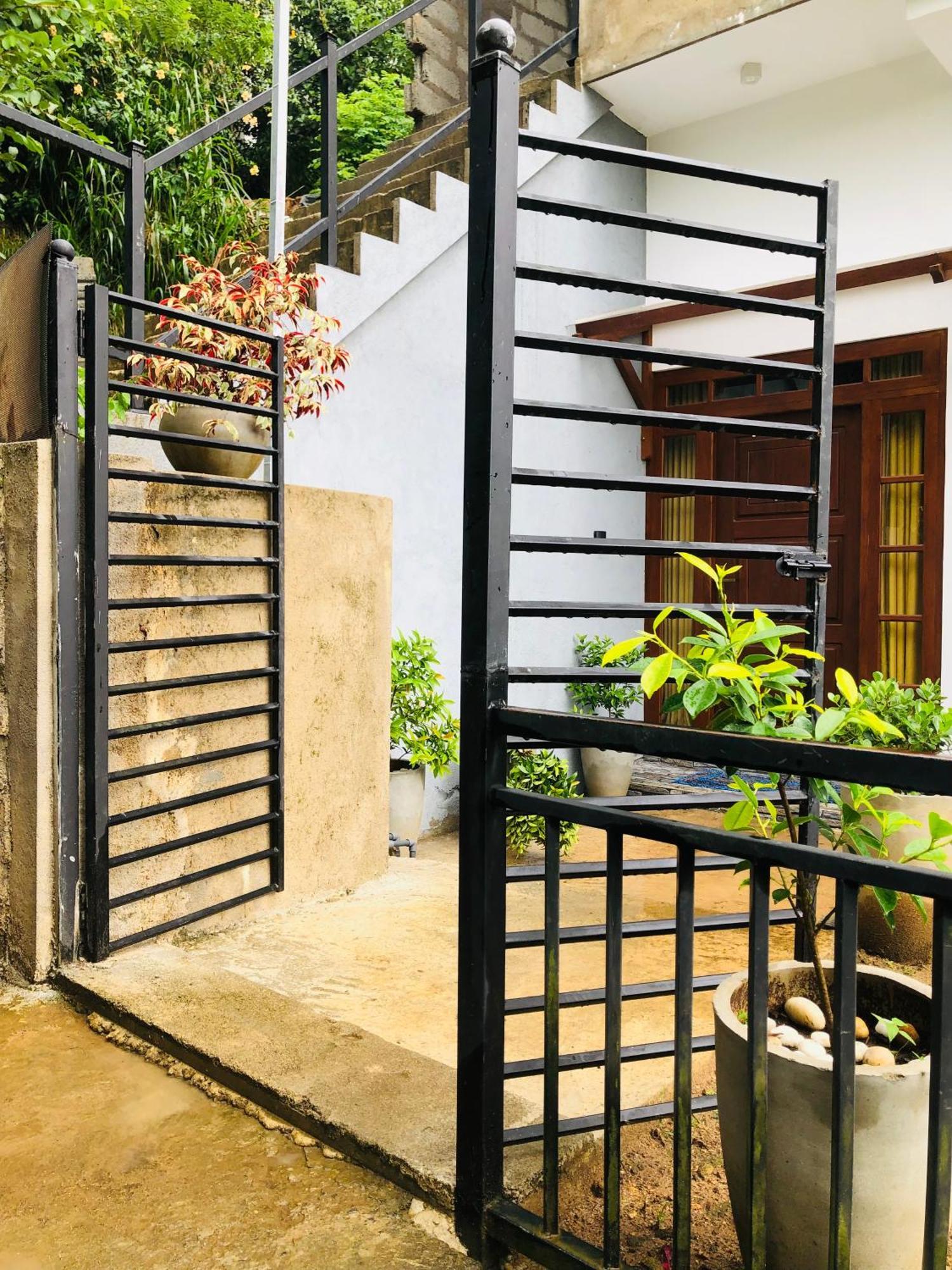 The Ten Stay Kandy Bagian luar foto